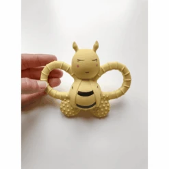 Filibabba Bijtring Bella De Bij Natuurlijk Rubber - Bleke Banaan -Kinderspeelgoed filibabba bijtring bella de bij natuurlijk rubber bleke banaan a333558 4